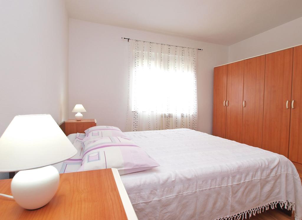 Alen 1413 Apartmán Pula